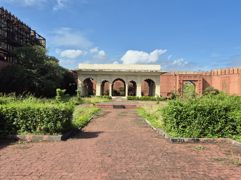 DEEWAN E KHAS (3)
