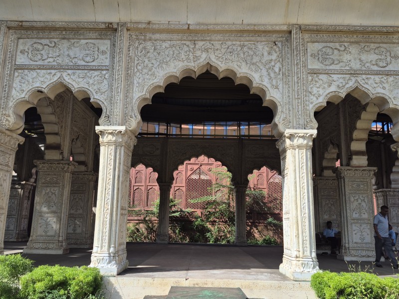 DEEWAN E KHAS (9)