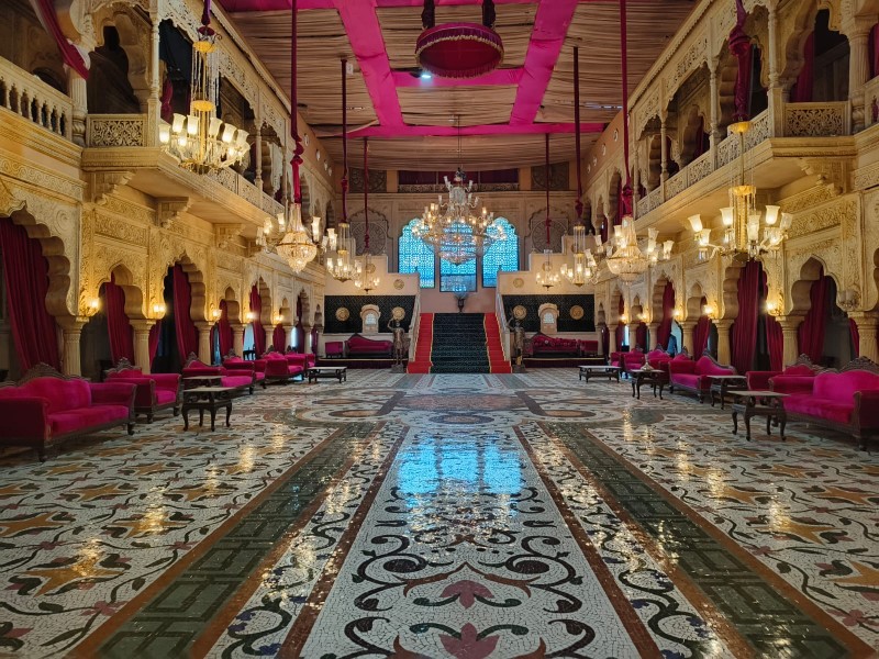 ROYAL PALACE (26)