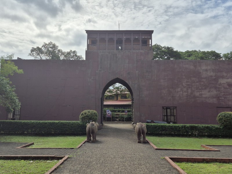 SHANIWAR WADA (22)