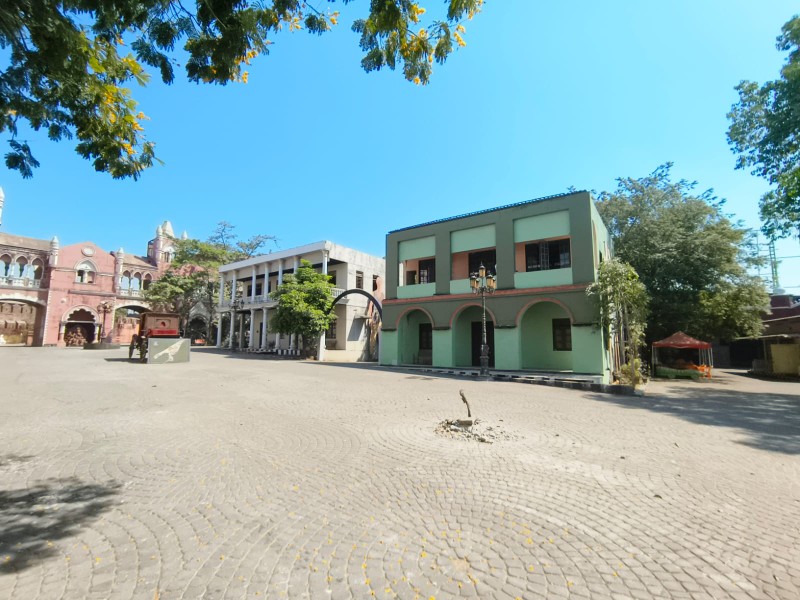 Street (8)